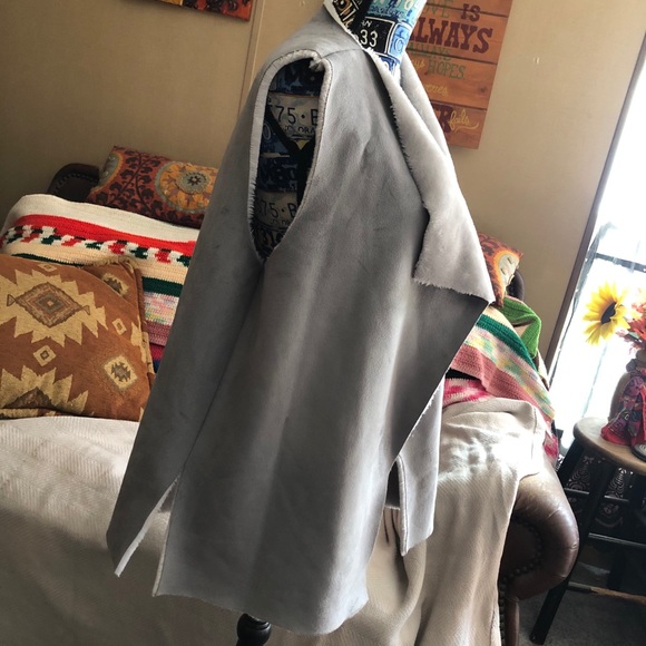 Ruby Road Faux Suede/Shearling Open Front Vest - Picture 4 of 11